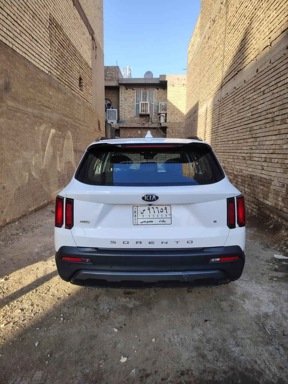 🚗 للبيع – كيا سورنتو 2021
🔹 الموديل: 2021
🔹 المحرك: 4 سلندر
🔹 الممشى: 9,000 كم فقط
🔹 الحالة: نظيف جدًا (شبه جديد)

✨ المواصفات:
✔️ بصمة تشغيل
✔️ سقف بانوراما
✔️ كشنات تدفئة
✔️ رادارات
✔️ فول مواصفات

📍 السيارة جاهزة للفحص
💰 السعر: (218 ورقه وبيه مجال 

📞 للاستفسار: (***********
