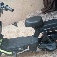 دراجه شحن مكفوله من بطاريات من كلهن جديده بس ضربه بجاملق بكاني بغداد م...