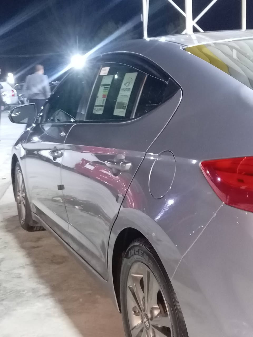 النترا موديل 2017 محرك20 مامفتوح دوش الضرر بوند بدون دواخل بدون ارباكات السيارة بدون بارد بدون ملاحظات السيارة كود واحد مواصفات تحكمات ستيرن شاشه كبيره بلادي  داخل لونين خمسه ويل كب بلادي السيارة جديده رقم اربيل جديد سنويه 2030 هزه جديده السيارة لون مرقوب السيارة بسمي شرط التحويل الشراي يتصل ***********
