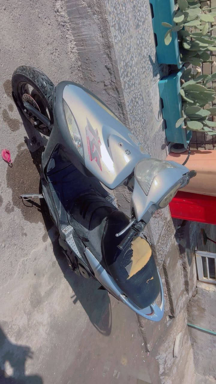 ماكس عدله سرعه 120 شلعه معدل كهربائيات دبلات كلها كامله  عدا السلف فجئه وكف اوراق كامله وبسمي مكينه خرسه كفاله نضوح تبخير تنقيص سعر 325 مكاني البلديات بغداد 
***********
