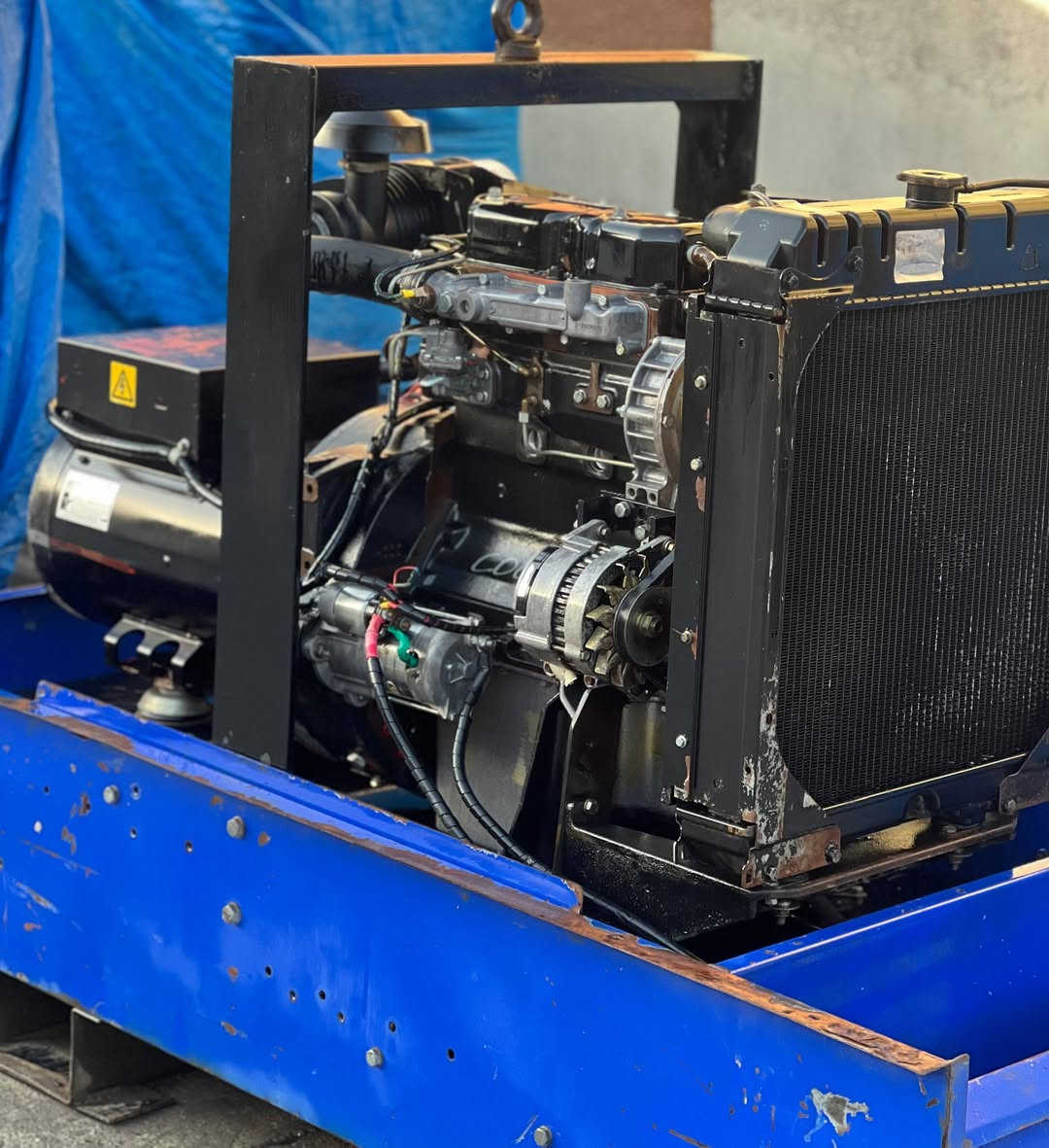 سلام عليكم 👋 للبيع مولده بلادي أوربي نوع بيركنز انكليزي 91 ملم 30 كيفي موديل 2010 ملاحظة مولده على وضع شركة سعر اتصال على رقم ***********
***********
