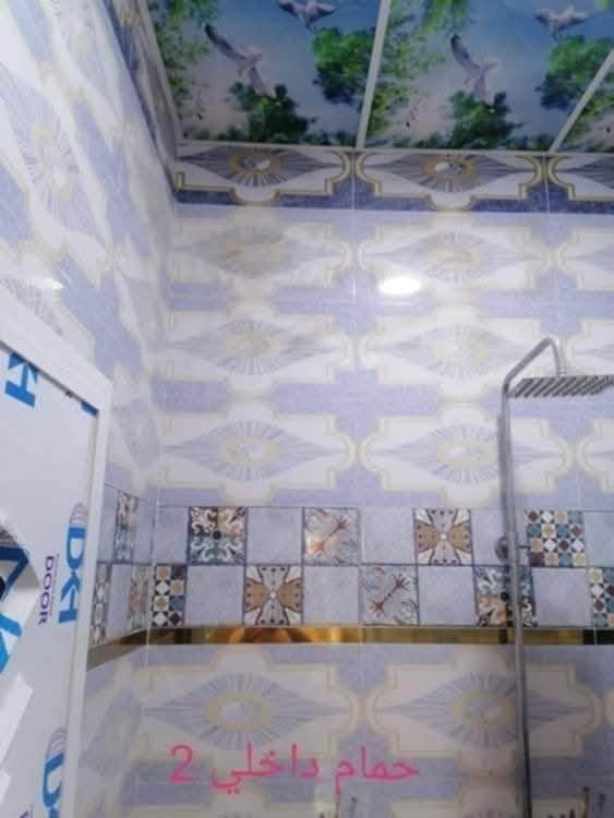 بيت للبيع ركن طابو صرف مساحة 130 بناء طابوك وسقف كونكريت
النزلة الثانية قرب مدرسة الشهيد أحمد الموسوي  وقريب للحولي ديوانية وغرفة وصالة ومطبخ وحمام داخلي وخارجي سطح أشتايكر سنة البناء 2021 خدمات كاملة 
سعره 127 وبي مجال أن شاءلله ***********
