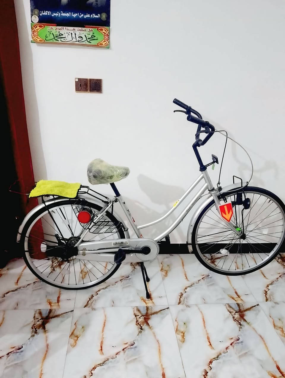 سلام عليكم
🚲باسكل البيع 
حجم 26
لون رصاصي 
نضيفة ✅
باسكل. كلة ختم 
مديل 20/17
🤑100بي مجال 
المكان: الحمزة الشرقي
#إشارة 
#الجميع


**إذا كنت صاحب هذا الإعلان وتريد حذفه لأي سبب، رجاءا أرسل رسالة إلى الدعم الفني**