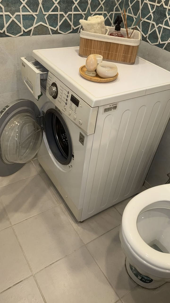 غساله LG                          سعتها 8 كيلوات  سعرها 450 الف


**إذا كنت صاحب هذا الإعلان وتريد حذفه لأي سبب، رجاءا أرسل رسالة إلى الدعم الفني**