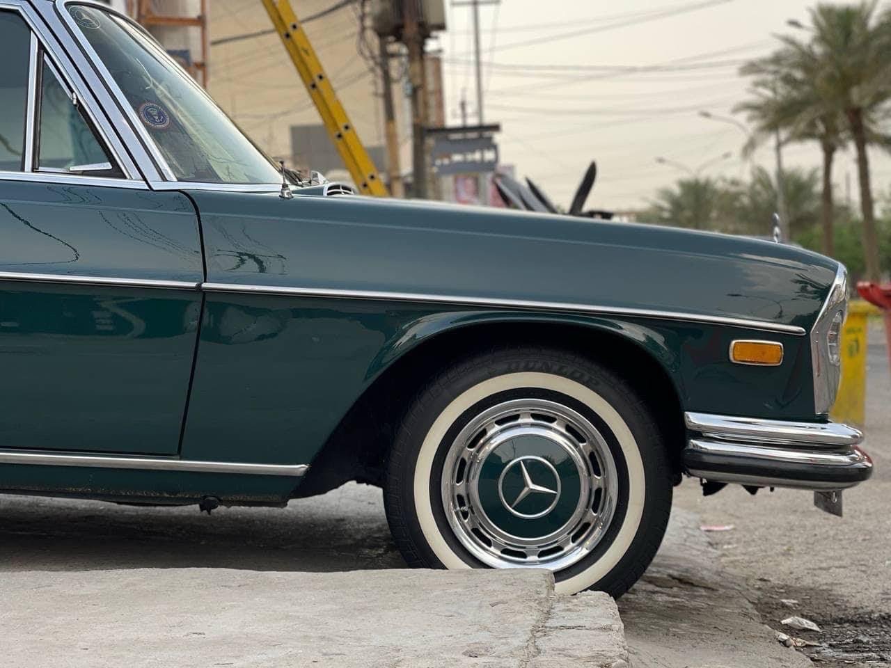 مارسدس انتيكا موديل 1969 حجم المكينه 300 رئاسيه بيها مكانات صبغ رقم بغداد موقع بغداد بلديات
ممكن تذكر شنو حالة المكينه والكير؟ وهل السيارة ماشية وجاهزة لو بيها أي ملاحظات ميكانيكية حالياً؟: 
السياره جاهزه من كلشي مكينه وكير كفاله
هل بيها أوراق/سنوية/لوح بغداد جاهز، لو تحتاج نقل ملكية أو أي معاملات؟: 
جاهزه لوحات وسنويه بغداد انگليزي هزه جديده
وين موقع السيارة بالضبط داخل بغداد، وهل متوفر فحص أو معاينة قبل الشراء؟: 
بغداد البلديات
شنو آخر سعر تريدها، وهل أكو قابلية بسيطة على التفاوض؟: 
20000 دولار
إذا أكو أي شغل على الهيكل أو الصبغ غير المذكور، مثل لحام/حوادث/نفخ، تگدر توضحها؟: 
مكانات صبغ 