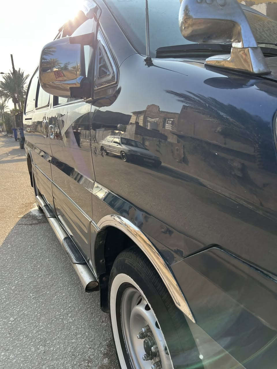 السلام عليكم استاركس موديل 2007خليجي بلاديه صفاح موس والصور والفيديو موجود
السيارة مال بيت مامشتغله على خط ماشيه ٢٦٠الف شواصي جدد رقم واسط انكليزي تحويل جديد بأسمي شرط التحويل تبريد شرط 
مكان السيارة كربلاء السعر 88ورقة وبيها مجال غير متواجد على الفيس 
للأستفسار الاتصال على هذا الرقم ***********
