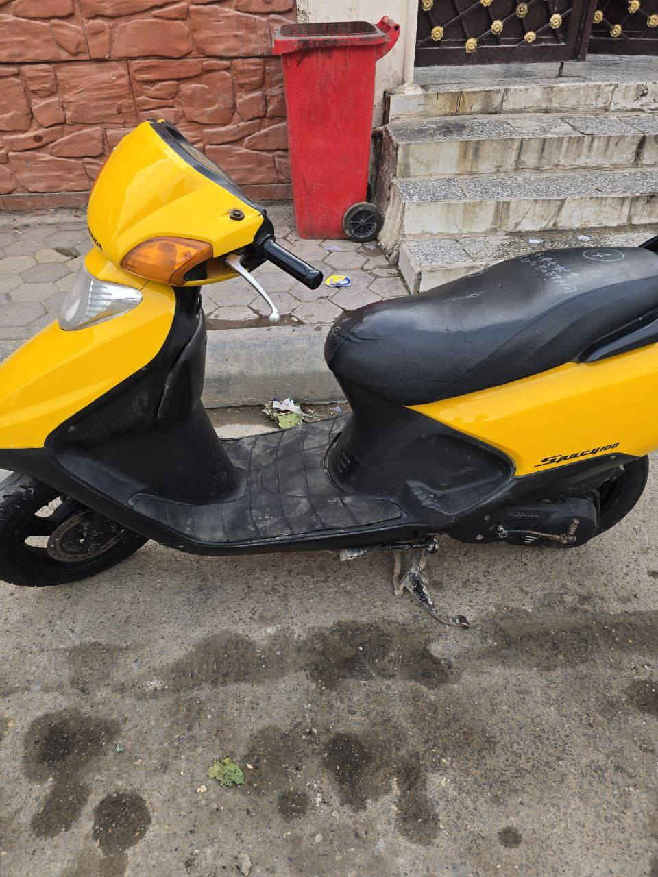 سلام عليكم دراجه سبيسي دراجه خير من الله مفتوحه رايمر مكاني كوت الزهراء ***********
