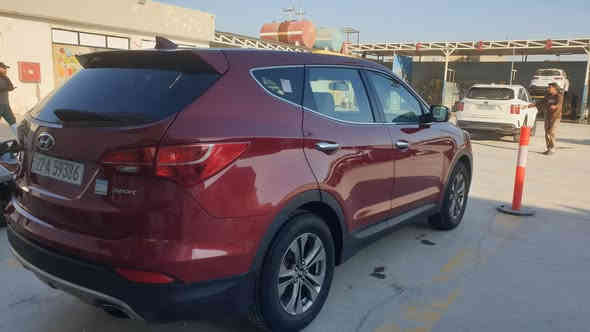 السلام عليكم اخوتي سنتافي وارد امريكي ليبل واحد بدون تبديل فقط البنيد مصبوغ بدون ايرباك السياره بلاديه كلهه موديل 2016 مداور ثاني يوم   بسمي   محرك 4سلندر 2400 مامفتوح السياره حداديه 90% تبريد جاهز كلشي شغال بيها داخل بيجي ويل كب 17 السياره تعتبر مكفوله عده البنيد صبغ وليس تبديل السعر المطلوب145 رقم الهاتف
***********
