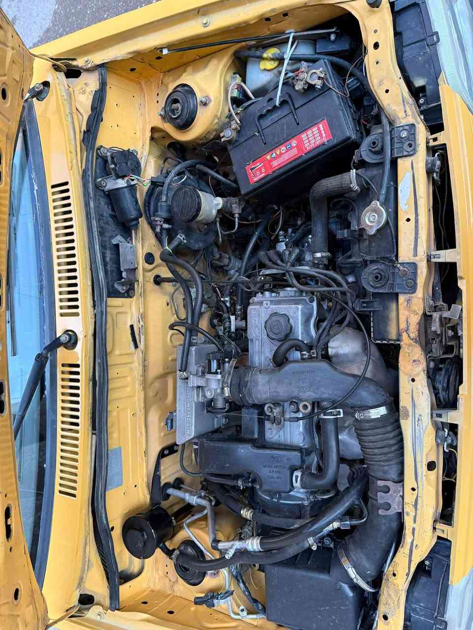 السلام عليكم
سايبا 2012 السيارة نضيفة ومصروف عليهة 

مابيهة ضربة 

السيارة مصفرة هيئة وغرامات 

معروضة ب28 وبيهة مجال 

الاستفسار الاتصال او مراسلة 

مكان السيارة بغداد البلديات 
***********
