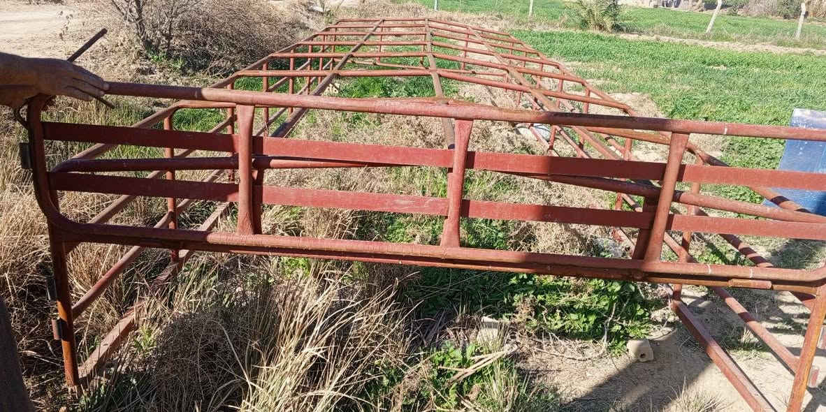 سلام عليكم قفص للبيع طول 6 وربع نوع حديد ثقيل وجديد وبوري سعر 600عنوان بابل الحمزه  تفاصيل اكثر تواصل على رقم ***********
