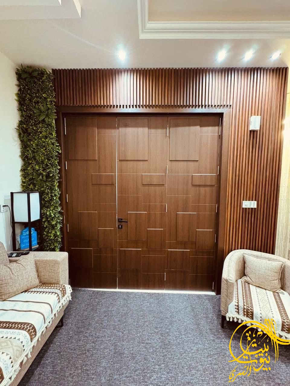 🏡 بيت للبيع - بناء حديث درجة أولى 🔥
📍 الموقع: حي الزيتون - نادر الثانية
📏 المساحة: 100 متر
🏠 طابقين
✨ المواصفات: 3 غرف نوم، 3 مجمعات صحية، استقبال، هول، مطبخ، منور، تأسيسات كهربائية راقية.
🛋️ يباع مع الأثاث حصراً: 4 سبالت، شاشة 62، تخم، غسالة، كاونتر وأجهزة كهربائية كاملة.
💰 السعر 146 غير قابله للتفاوض من غير سعر الاثاث  : مكتب بيت بيوت - علي عذاب 📞 ***********
 آخر العروض على التلگرام : https://t.me/aliathabb ￼

