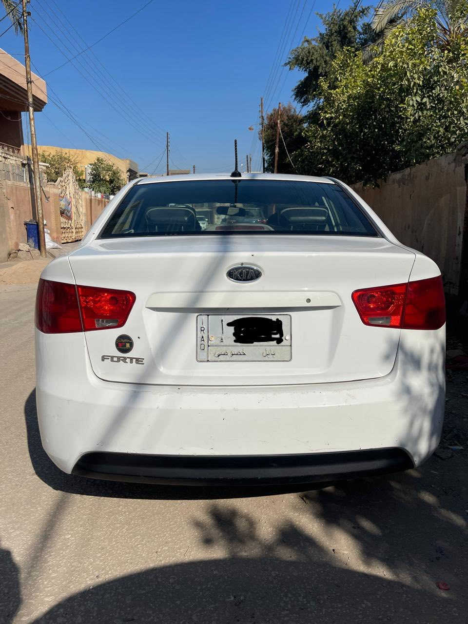 فورتي 2011
حادث امريكا جاملغ وبنيد
بالعراق بيه بارد صفحه السايق بين البابين
مگينه 2000  جديده
كير سته نمر
منظومة تبريد جديده
سياره رقمه بابل
سعرها شده وبيه مجال
***********
