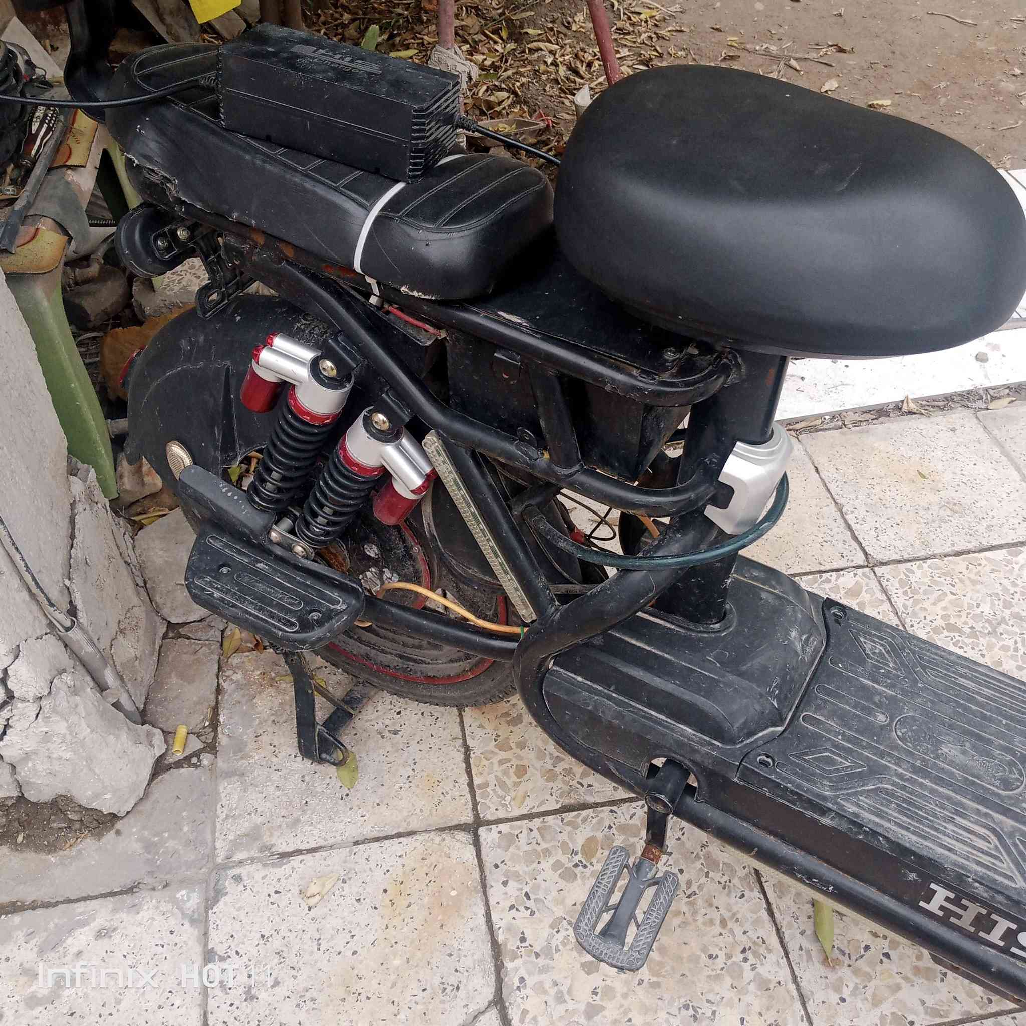 دراجة شحن جاهزة  وشغالة كهربائيات كله شغال  المكان بغداد حرية السعر 190 باتريات نص عمر بن


**إذا كنت صاحب هذا الإعلان وتريد حذفه لأي سبب، رجاءا أرسل رسالة إلى الدعم الفني**