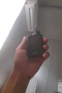 أبيع جهاز/فيب صغير ولونه أسود، حالته باين عليها نظيفة ومستخدم بشكل خفي...