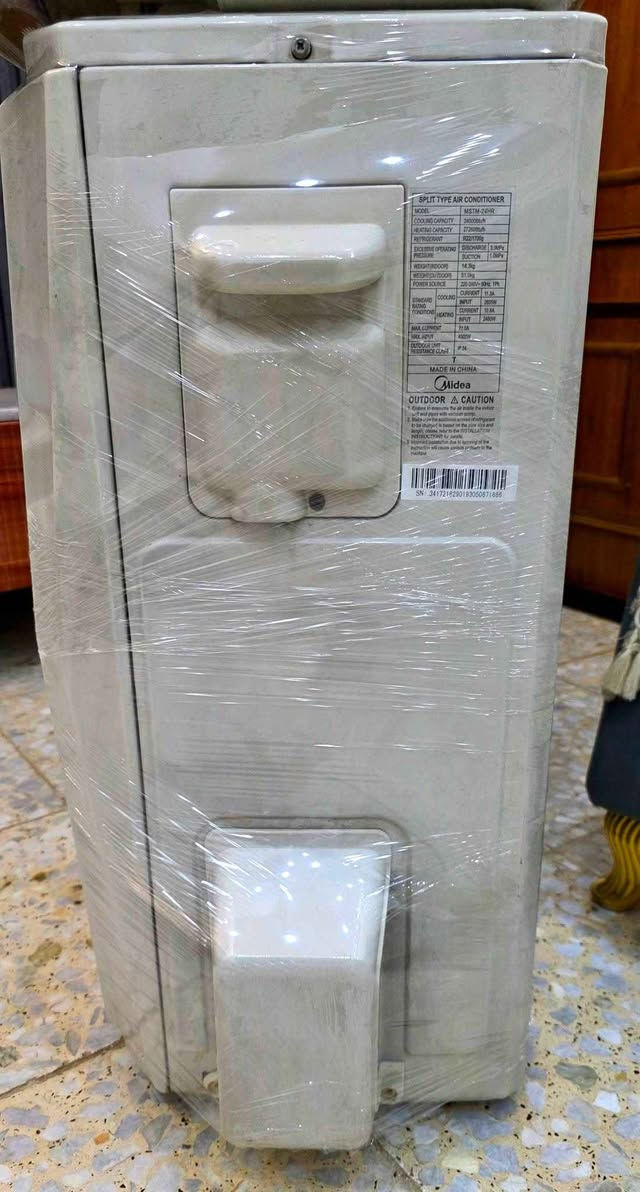 سلام عليكم خارجيه سبلت ميديا ٢طن بلادي شركه مملعوب بيه وضمان ثلج ٣٠٠ الف مكاني بغداد متوفر توصيل *********** بغداد, العراق
