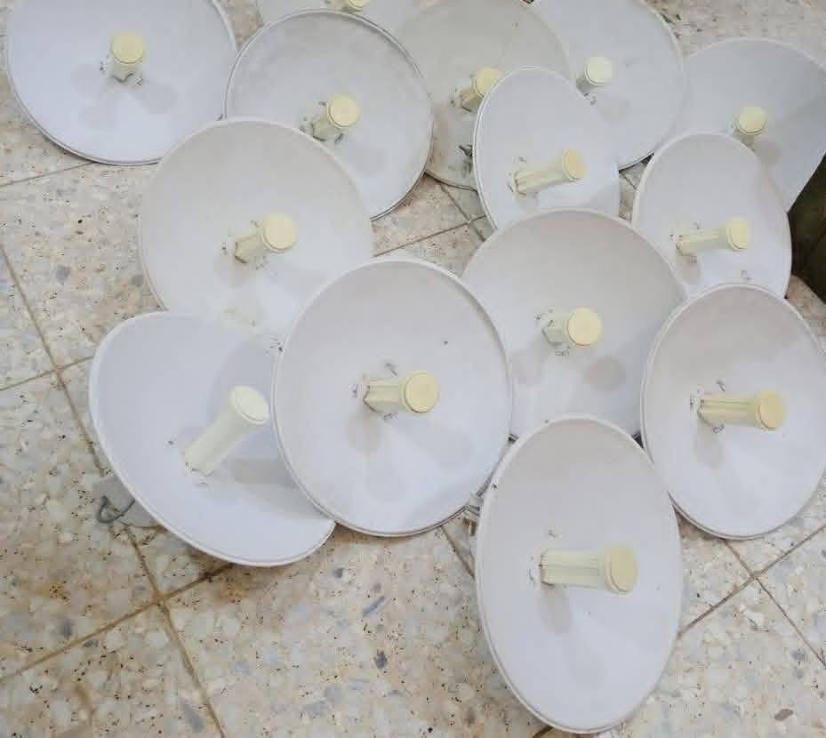 السلام عليكم
متوفر شبكات الإنترنت كامله للبيع
كامله مكونه من نانو باور بيم كيبل لان وكيبل للصحن وعاكسه واوتر
للإستفسار مراسلة الصفحه او الاتصال عل الرقم ***********
