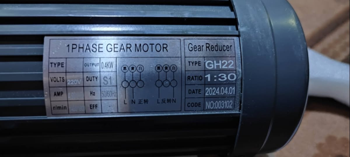 السلام عليكم ماطور مع گير بوكس صيني باله غير مستخدم السعر 175 عنوان بغداد.


**إذا كنت صاحب هذا الإعلان وتريد حذفه لأي سبب، رجاءا أرسل رسالة إلى الدعم الفني**