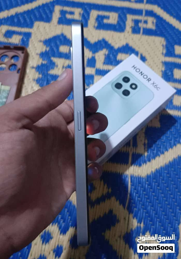 هونر X6c  للبيع جهاز جديد استعمال 3 ايام فقط  كامل الملحقات  ب 220 الف وبي مجال
ذاكره 256

الرام 6+6 

البطارية 5300mAh


**إذا كنت صاحب هذا الإعلان وتريد حذفه لأي سبب، رجاءا أرسل رسالة إلى الدعم الفني**