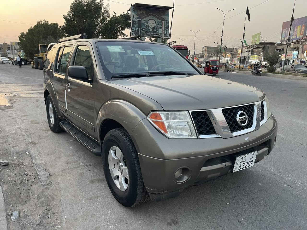 السلام عليكم نيسان بافندر 2007  فول مواصفات 7 راكب 3 قطع تبريد فتحه تحكمات داخل صاج شاشه كامره دواره حادثها جاملغ امامي بدون دواخل وبيها مكانات صبغ اثر جراد كير ومكينه لاصرف ولا بخار صدر تايرات تبريد كله جديد  السياره جاهزه من كلشي مكانها بغداد السعر 74 وبيها مجال ***********
