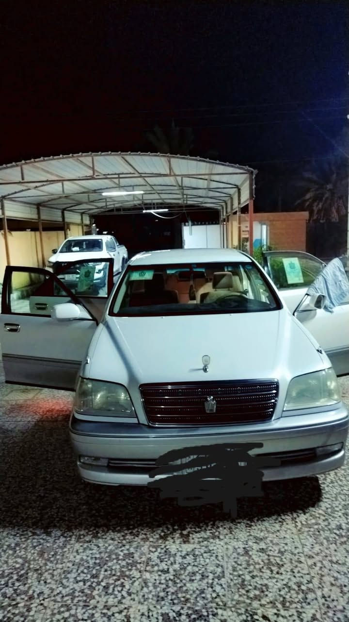 من رخصة الادمن.. للبيع  ملكه2002 نضيفه كهربائيات كله شغاله مكلف بل نشر رقم صاحب السياره... *********** العنوان الرمادي
