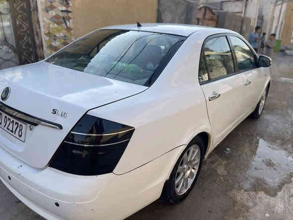 يالله 
السلام عليكم اخوتي جيلي موبل ١٢ سياره بلاديه بغداد انكليزي بأسمي سنويه لل٢٩ هزه جديده مصفره غرامات سياره مكينه وكير عادي المرغوب خير من الله كهربائيات كلها شغاله صدر كلش زين دواخلها جديده سياره اي ضربه مابيه بيها خياسات ملكطهن تخم تاير سياره معروضه ب٤٧ وبيها مجال للشراي مكاني بغداد الطالبيه *********** واتساب ماارد خاص
