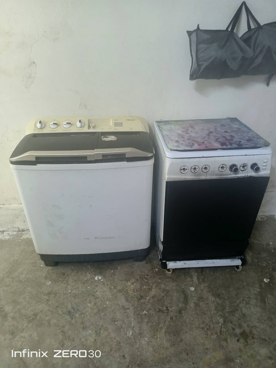 اغراض البيع ميز بلازمه 65/طبخ اب 50وغسله اب 75وبهم مجال


**إذا كنت صاحب هذا الإعلان وتريد حذفه لأي سبب، رجاءا أرسل رسالة إلى الدعم الفني**