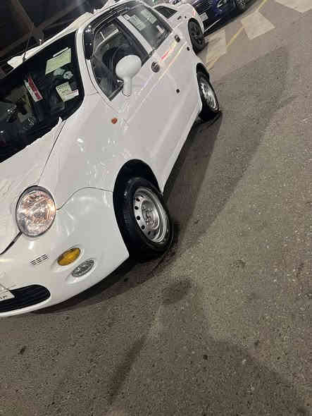 السلام عليكم 
شيري كيوكيو للبيع موديل 2012
السياره ماشيه 120
سياره بدون صبغ 
محرك وكير شرط 
والسياره جاهزه طخم تايه جديد 
طخمها كلو جديد 
شاشه ومضخم وسماعات جدد
داخلها جديد كابون بانزين بيها 
صاحبها الشرعي موجود 
رجاء المؤشراي يعبر المنشور 
***********. ***********
الاتصال عل رقم وعل خاص
