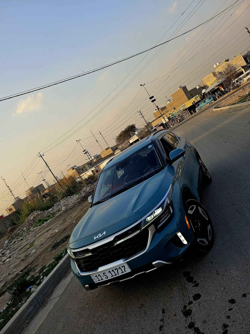 السلام عليكم شباب كيا سلتوز 2024فول مواصفات
وارد امريكي sx 

       حجم المحرك : 1600 تيربو طياره

                 المسافه المقطوعه : 43ميل
السعر 159 ورقه مجال بسيط

حالة الايرباك : ستيرن

ضرر السياره : جاملغ و وبنيد نفس لون فقط باب صبغ
       

#المواصفات 

بصمه
فتحه سقف
المقاعد جلد
تبريد قطعتين
المقاعد تدفئه تبريد 
المقاعد كهرباء
تشغيل عن بعد
اشاير بالمري
رادارات 360
شاشه متصل
جنطه كهرباء
الاناره الاماميه والخلفيه لد
دمام صوت 
فور ويل 4x4
شاحن واير ليس
هند بريك بصمه 
وبعد كثير مواصفات 

مكان السياره بغداد 

☎️ ***********
***********
