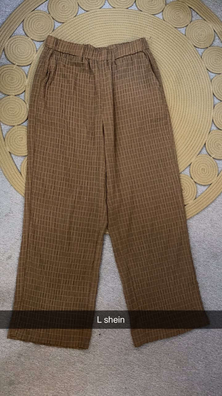 كل قطعة نختاره الكم بحب وأهتمام لاق التفاصيل✨
توصيل جميع المحافظات 5 🚚


**إذا كنت صاحب هذا الإعلان وتريد حذفه لأي سبب، رجاءا أرسل رسالة إلى الدعم الفني**