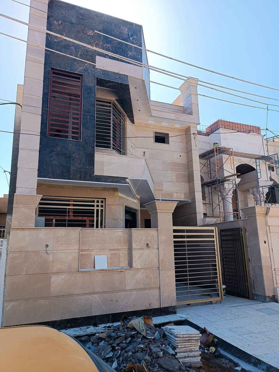 جزء من عملي واجه سبعه في حي العدل مرمر هرسين +برونزي ايراني ان شالله ينال اعجابكم الاستفسار ***********
