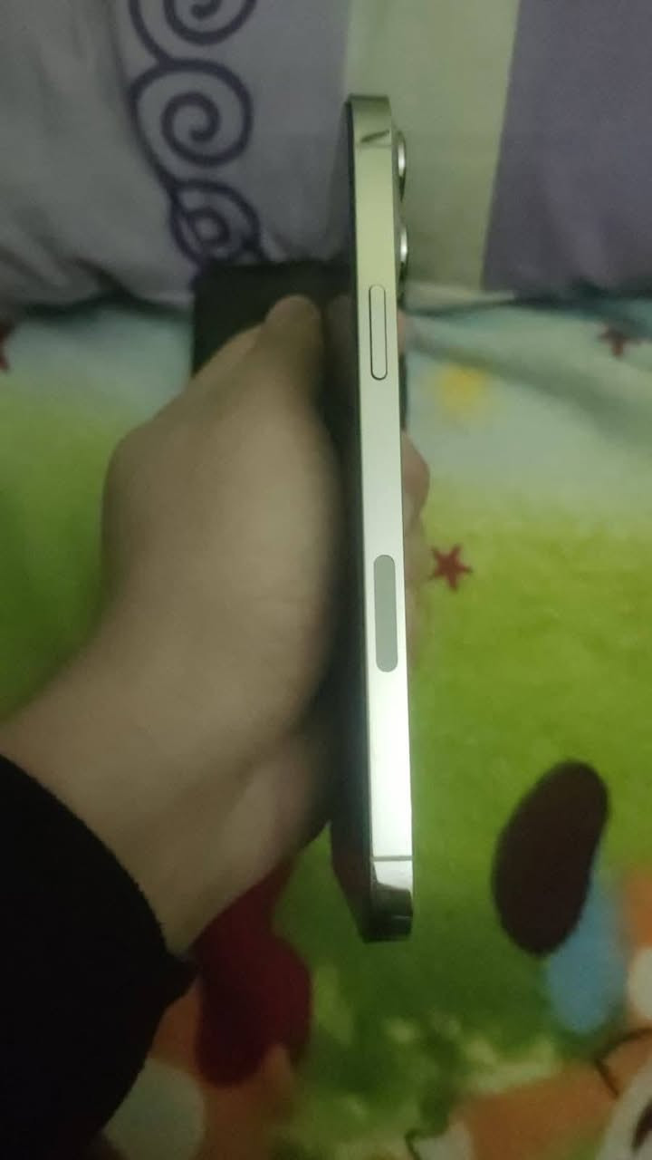 13 Pro Max.                        سعر 250 مستعجل على بيع
256 GB
B 93
مستعجل على بيع كلش محتاج فلوس 

للاستفسار :  اتصال على رقم هذا فقط  ***********
