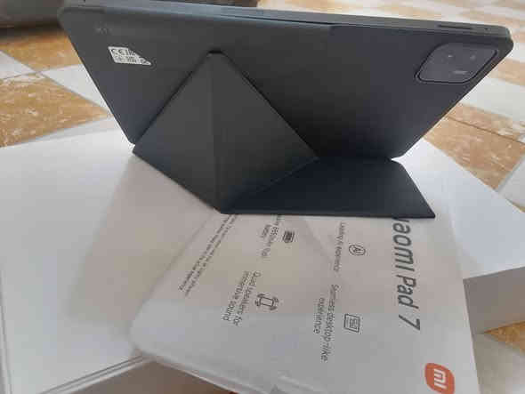 عدي شاومي باد سفن ذاكره 256 بعده كارتون صارلي 3 ايام من مشتري اخذته 480 من  دبي 
السعر 425 وبيه مجال 
 مكان ناصريه سوق  شيوخ ***********
