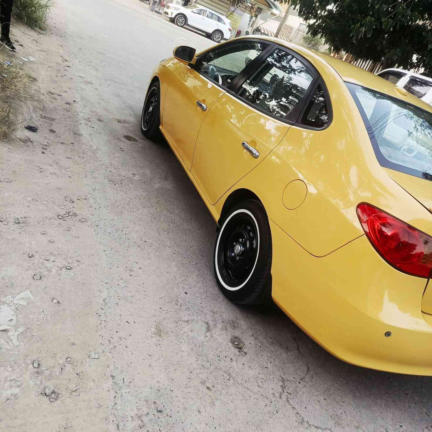 #يالله سلام عليكم النترا موديل 2008 وارد امريكي حـادث جاملغ وبنيد مكينه 2000 رقـم بغداد سنوية 2031 مصفره هيا غرمات بسمي تحويل مباشر جاهزه من كلشي كير ومكينه تخم تاير تبريد ثلـج كلها جديد الـسعر 79بية مجال قليل عنواني حله باب مشهد للاستفسار على الرقـم الهاتف ***********
