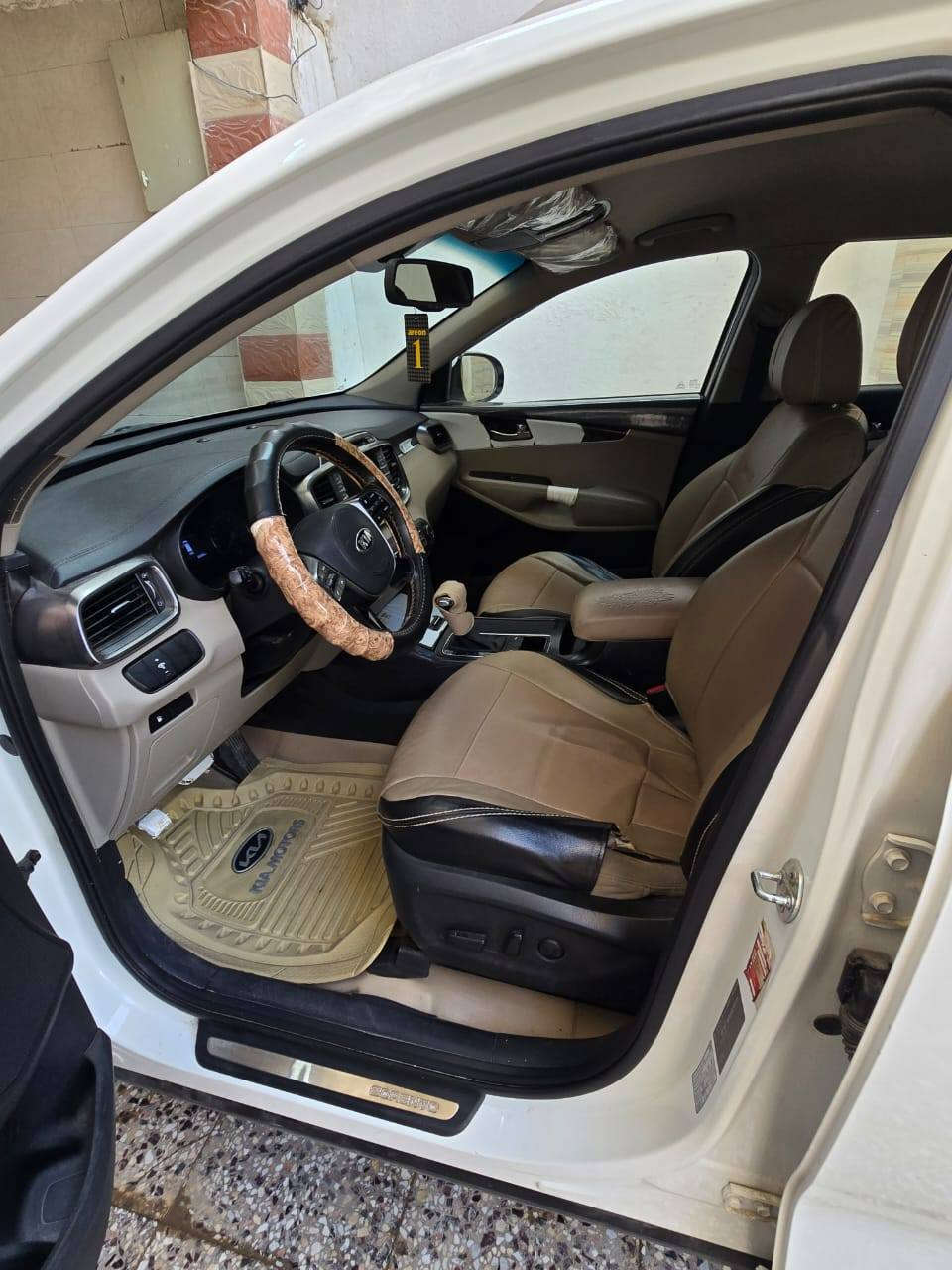 السلام عليكم
لبيع سورتنو 2020
فول موصفات  
السياره مكفوله كفاله عامه 
من الضربه والصبغ والشخط 
محرك وكير وحداديه كفاله
محرك 6 سلندر 
تبريد ثلج تخم تاير 
 السياره نضيفه كلش 
رقم انكليزي جديد 
سنويه لل 2030
ماشيه 80 الف عدل
السعر 268 وبيها مجال
مكاني بابل الحمزه الغربي  
استفسار ***********
