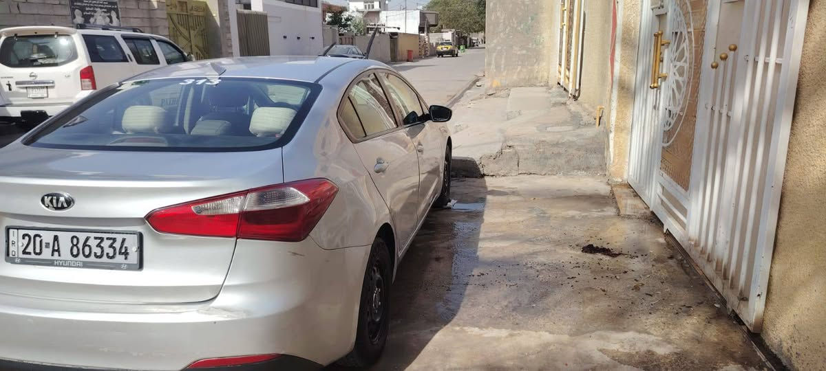 السلام عليكم فورتي امريكي 2016حادث جاملغ خلفي بيها مكانات صبغ ابيعلك حزام بدون معجون حدادية كير تبريد سياره جاهزة خير من الله محرك 2000دوش بي بخار بسمي رقم نكليزي ديالى تحويل مباشر سنوية لل 28 مكان ديالى خان بني سعد 
إخوان وحق هذا الشهر الفضيل مكلف بل نشر مارد على تعليق ولا مراسلة اتصلو على الرقم ‏‪***********‬‏
السعر 93
