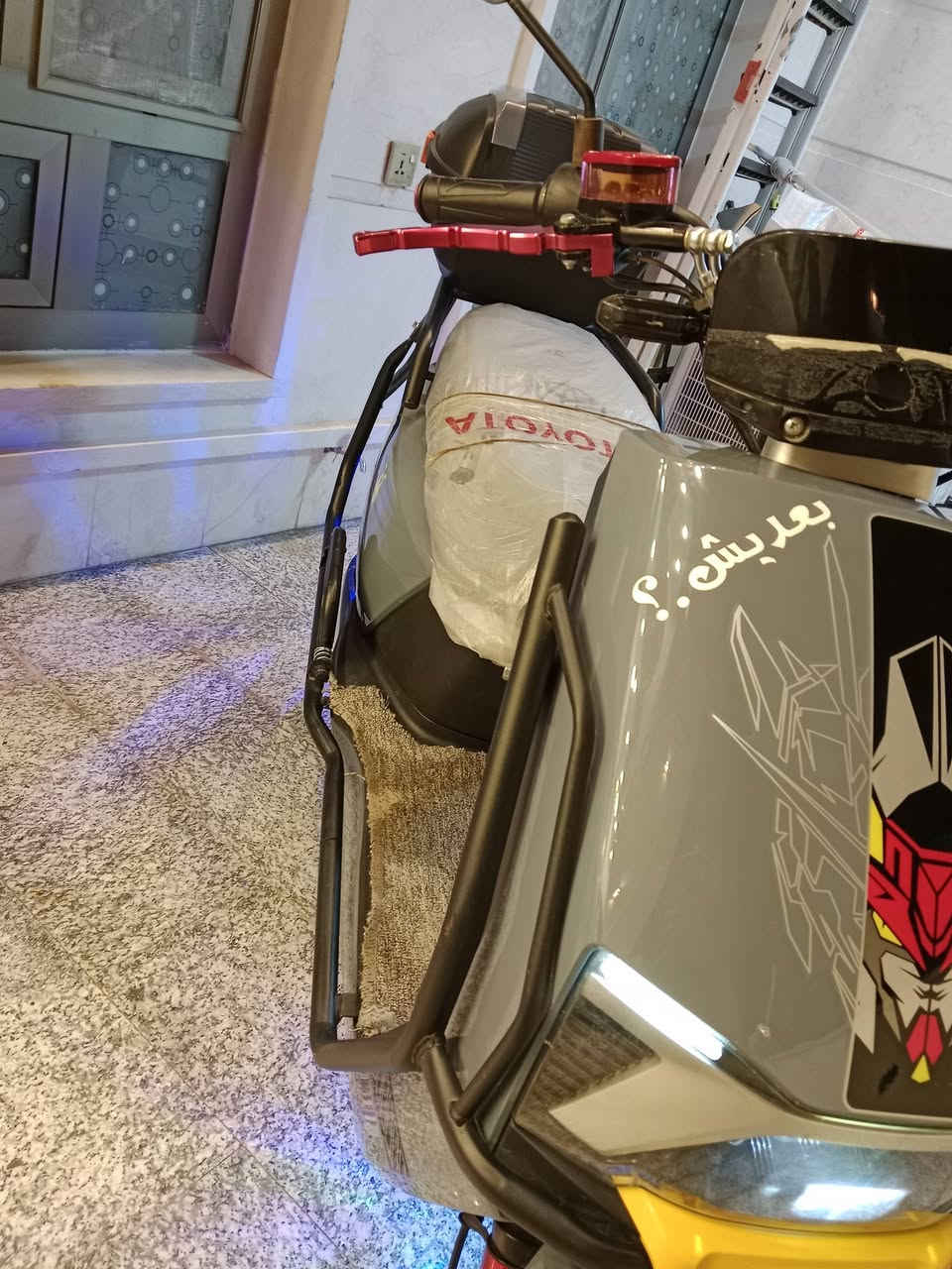 السلام عليكم
موطور شحن للبيع 
شركة يوسكيز دبدوب 
موطور بعدة اخو الزيروو 
مستخدم شهر فقط
نضافتة 100/100
بطاريات عدد 6 على فحص وضمان 
فول مواصفات 
نظام R سرعة 99 سرع 4 
لايت زنون عالي ناصي 
سوجات ريمدات كارتات كاملة 
السعر «625» بي مجال قليل 
المكان داخل الرمادي 
الرقم لاتصال 
***********
