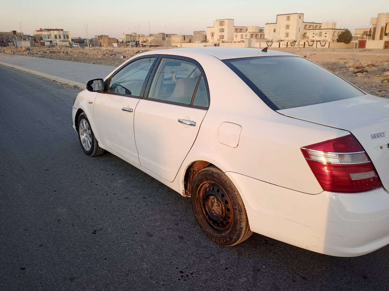 جيلي موبل مديل 12محرك وكير خير من الله حداداجديدا كهربايات شقلال سنويتها   ل30 انكليزي  للاستفسار *********** مكاني بصرة
