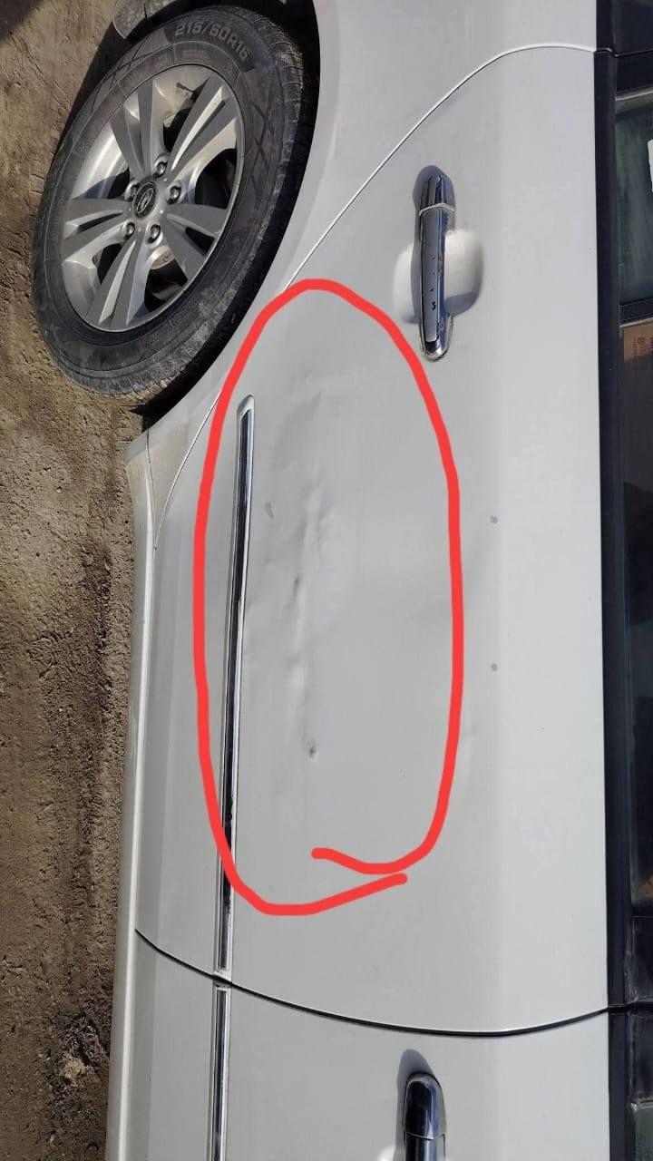 سياره سوناته للبيع مديل 9 خليجي كفاله عده الطخات الي بصور 
السياره جاهزه من تبريد.. وتدفئه.. مكينه.. و.. كير.. كفاله 
تخم تاير.. رقمها بصره وراعيها جيراني 
وسنويه بعدها ما نافذه لحد 2028
سعرها 110 وبيها مجال حك الجيه 
***********
