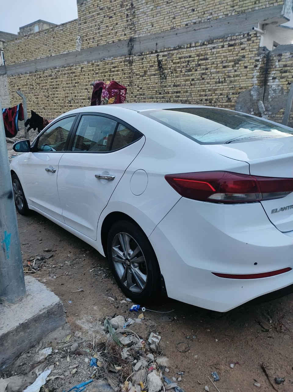 النترا 2017 خليجي  مكفوله بيه شبر بارد فقط محرك 2000 فول عده البصمه رقم أربيل تحويل او كاله بأسم شركه فيصل عزيز مكان السياره نجف مكلف بنشر استفسار*********** 
السعر 145 وبيه مجال
