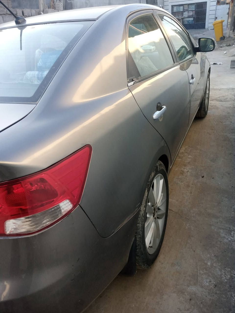 سيراتو خليجيه رقم سليمانيه باسمي موديل 2012 فول مواصفات عدة البصمه فتحا مري شفط اشاير بالمري شفتات بالستيرن مكينه الف وستميه السيارة جاهزة تخم تاير تبريد السعر 90 وبي مجال مكاني بغداد التاجي ***********
