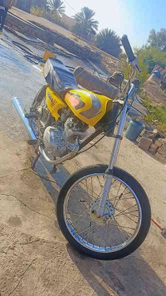 دراجه للبيع كلك كلك نامه بيهه خيط تبخير السعر 300قفلة  المو شراي لا يراسل ولا يدك  الرقم***********قضاء النصر
