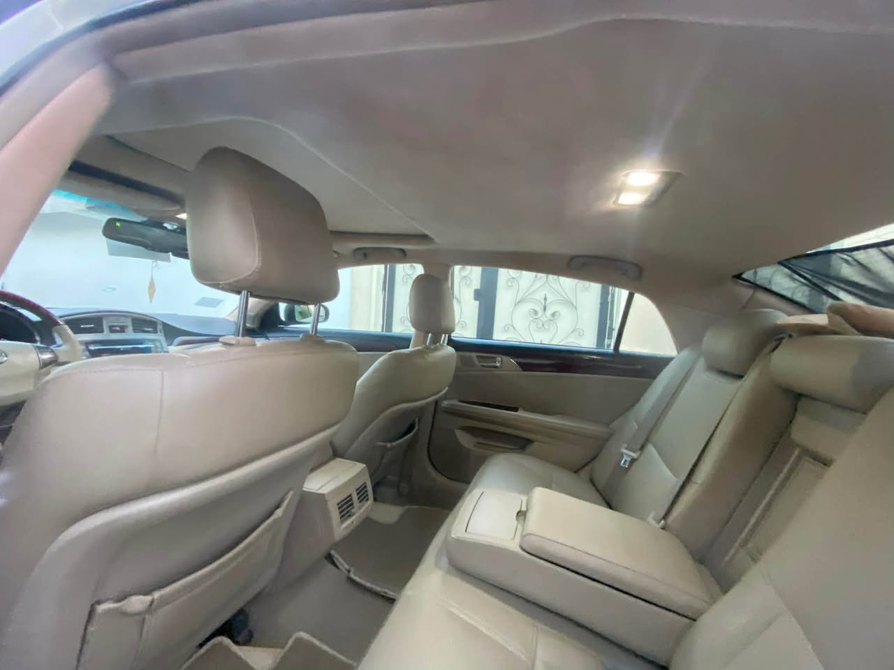 {  ئەڤەلۆن ٢٠١١ }  فول فول مواسةفات  زؤر خاوين ماوةتةوة بۆیاخ تەنکة سةيارةكة  دووپارچەو نیو سبوغة بي ليدران بئ ئيرباك  يه ك پارچه به بيلاد گۆڕایە سلاید  كوشن كارةبايي گێڕو مةكينةو كارةباياتي بةشةرتة پشت و پيشي توندة يةك دينار مةسروفي تيدا نية 
٢٤٢هةزار روية
سةيارةكة لة هةوليرة  📍
رةقةم تةلةفون: *********** Singapore
