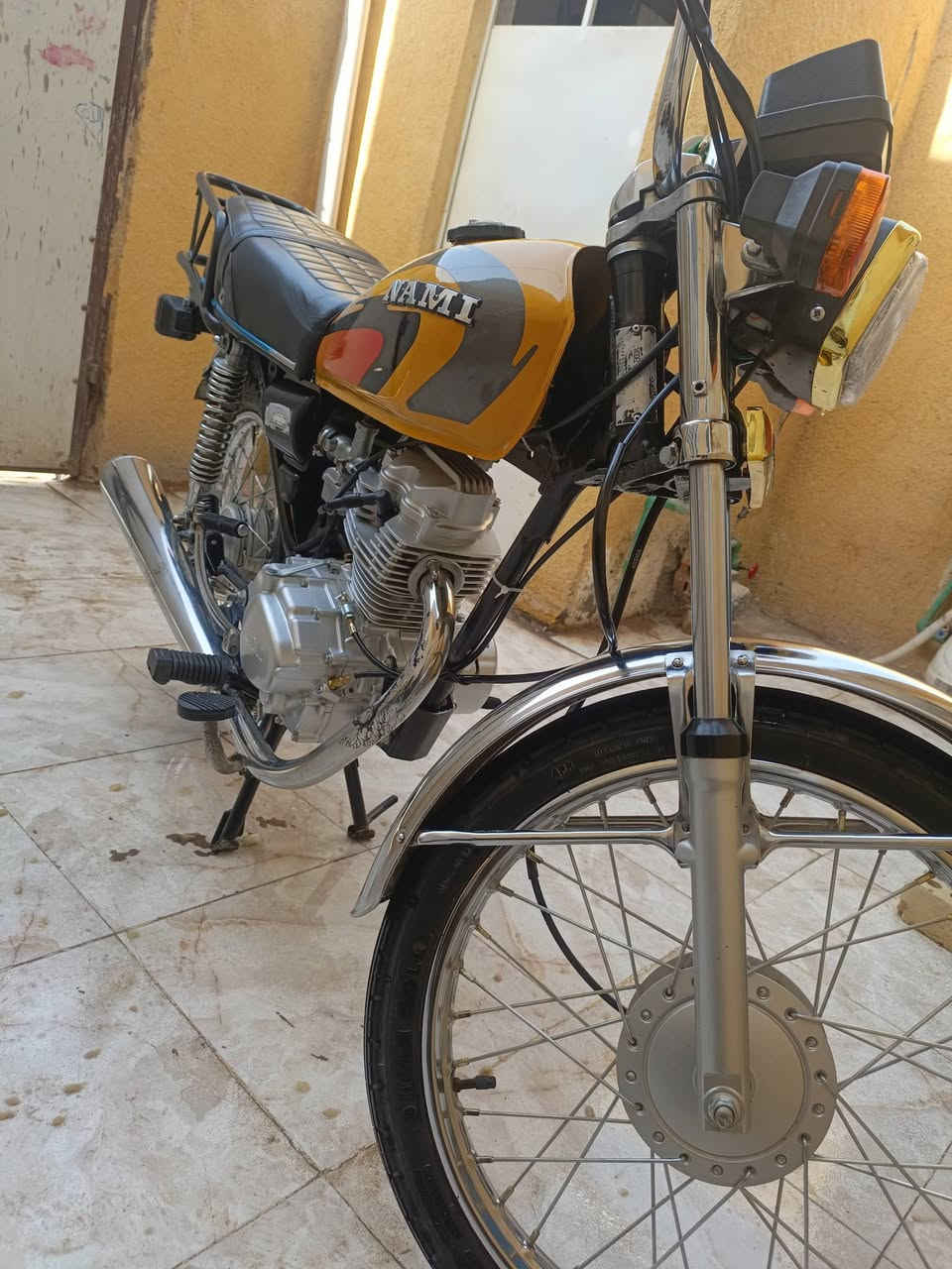 دراجه واراق اصوالي وراقها كاملاه ما بيهن نقص دراجه جديده ونضفتها واضحه البيع فقط سعرها واحد و 100 وبيها مجال


**إذا كنت صاحب هذا الإعلان وتريد حذفه لأي سبب، رجاءا أرسل رسالة إلى الدعم الفني**