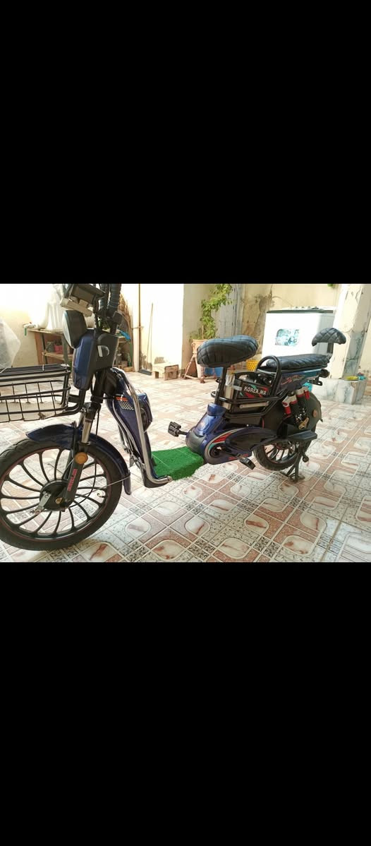 بايسكل شحن البيع حجم 20 كلشي شغال بي بايسكل ابيع بدون بطاريات بطارياته عاطله طال بس كفر مالهن بايسكل كلشي شغال بي وسعر  200الف نهايته *********** عنواني البصرة الهارثه الزوين
