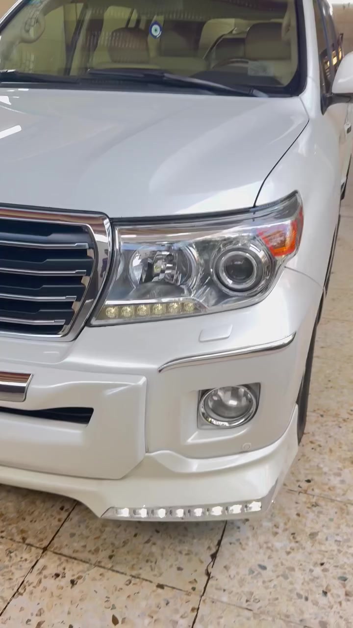 سلام عليكم ورحمه الله وبركا
سلام عليكم ورحمه الله وبركاته
لاندكروز موديل 2013
للبيع فقط
المواصفات
فور ويل دفلوك
فتحه سقف
كامره بلاديه 
حساس امامي خلفي بلادي دكمه
ثلاجه

سبعه راكب ثلاث قطع تبريد
اناره تحت الدوسه بلادي
مري شفط والتحكم وعند الرجوع للبك للسفل
تخم تاير  جديد + باتري + صيانه كامله
السياره الف ماتصرف عليه
ملاحضه
(السياره مكفوله من الصبغ  ولاشخوط)
فقط بارد بيه
السعر 340$ وبيه مجال كلش قليل
حك الضيافه
مكانهه بغداد شارع فلسطين
***********
