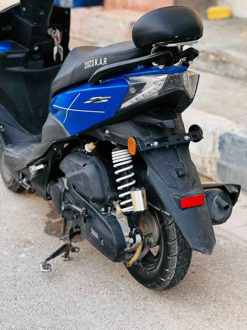 للبيع 16 Fs دراجه نضيفه ماعوزه شي 
سلف هندر كهربيات سكن عالي ناصي اشاير كله شغال
بيه وكامله ابلاديه ما مفتوحه دراجه جديده 
سعره ٧٠٠ مكان ناصريه مركز موبايل ***********
