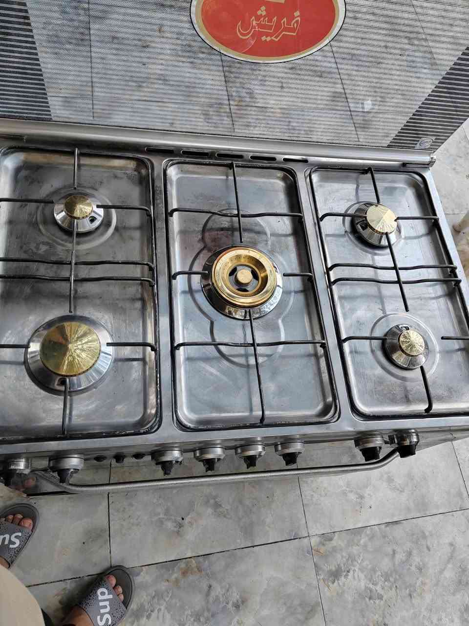 سلام عليكم
طباخ نوعيه فريش مصري كلش جديد
ناره خير من الله
الفرن شغال فوگ وجوه
السعر 160 ألف وبيه مجال بسيط
العنوان الصويره حي الربيع قرب حسينيه مسلم ابن عقيل
الهاتف ***********
