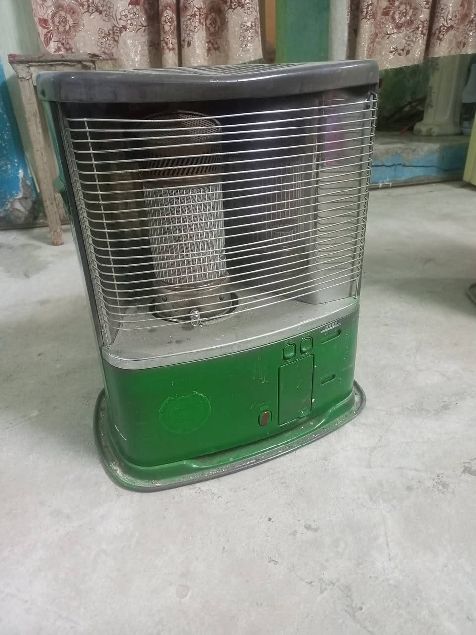 سلام عليكم عندي صوبات اثنين ياباني بسعر البلاش ثنينهم 50 الف قفل شرط الشقل المسيب  شارع قاسم الخفاجي ***********
