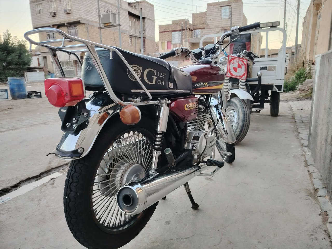 السلام عليكم دراجه للبيع (نامه ابرو) موديل 2022 دراجه مامفتوحه شرط الفحص دراجه أوراق كامله
دراجه مامتعوبه دوم

السعر 700 الف والشراي
هاتف ***********
