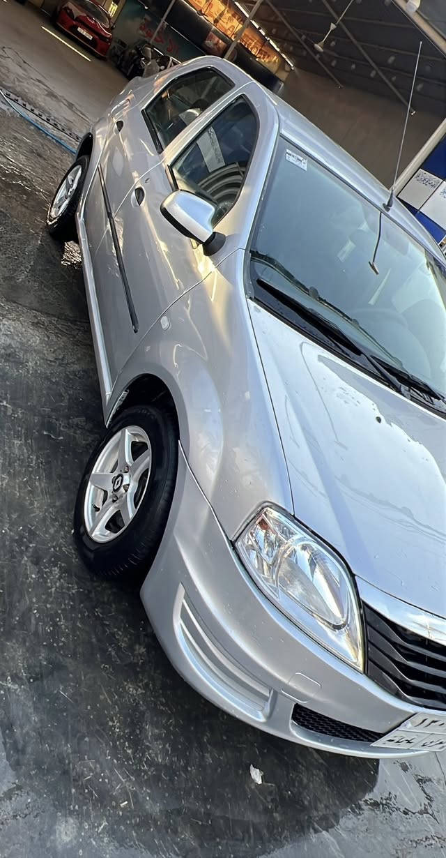 رينو 2010 فرنسي اوتماتيك. جاهزه تبريد شغال للبيع مكان السياره بغداد ***********. سعر 55 و بيها مجال
